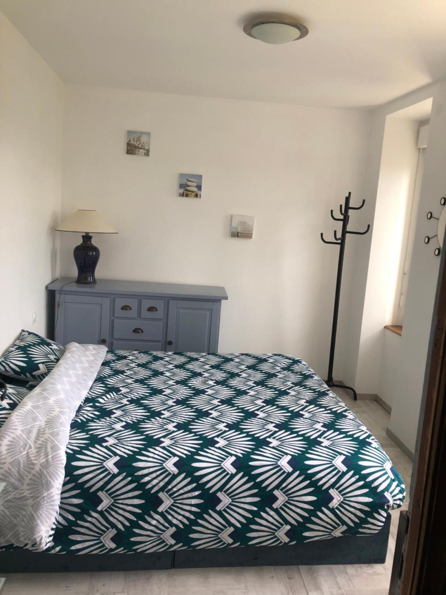 La Maison Du Lac Saint-Hilaire-du-Harcouët Extérieur photo